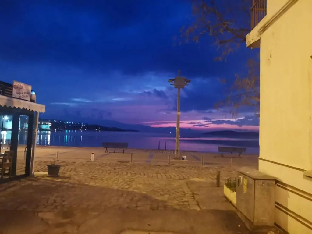 Limon Otel