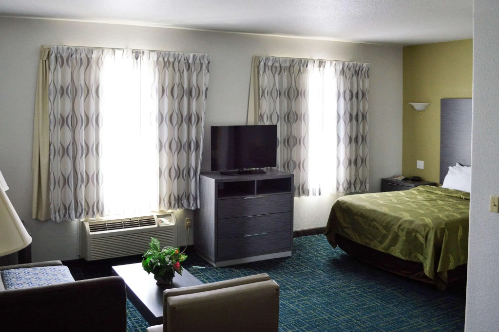 Quality Inn & Suites