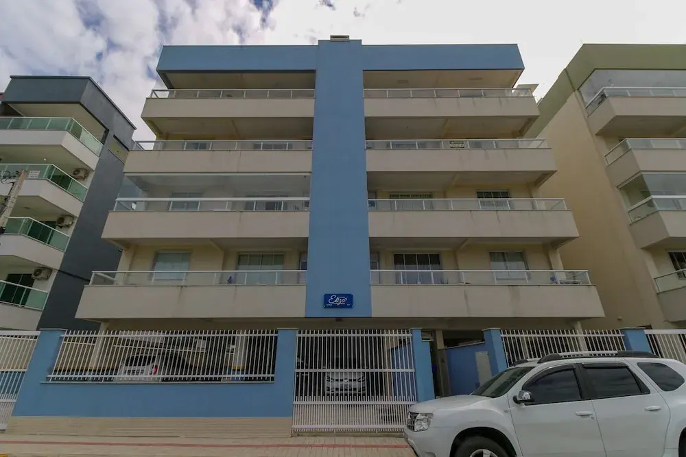 Aluguel Apartamento 2 quartos sendo 1 suíte - 201A