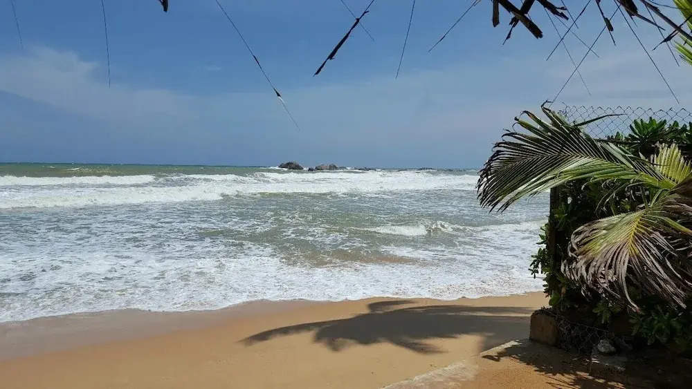 Casa Samaya, Boutique Beachfront Hotel in Weligama