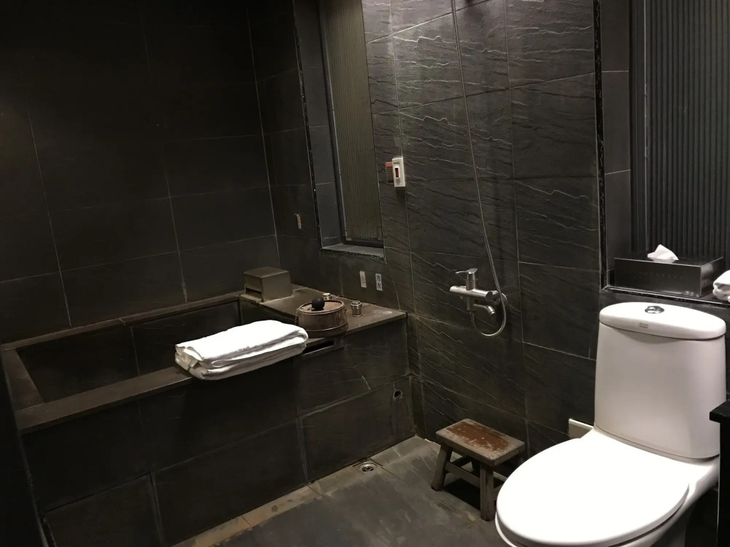 Shan-Yue Hotspring Hotel