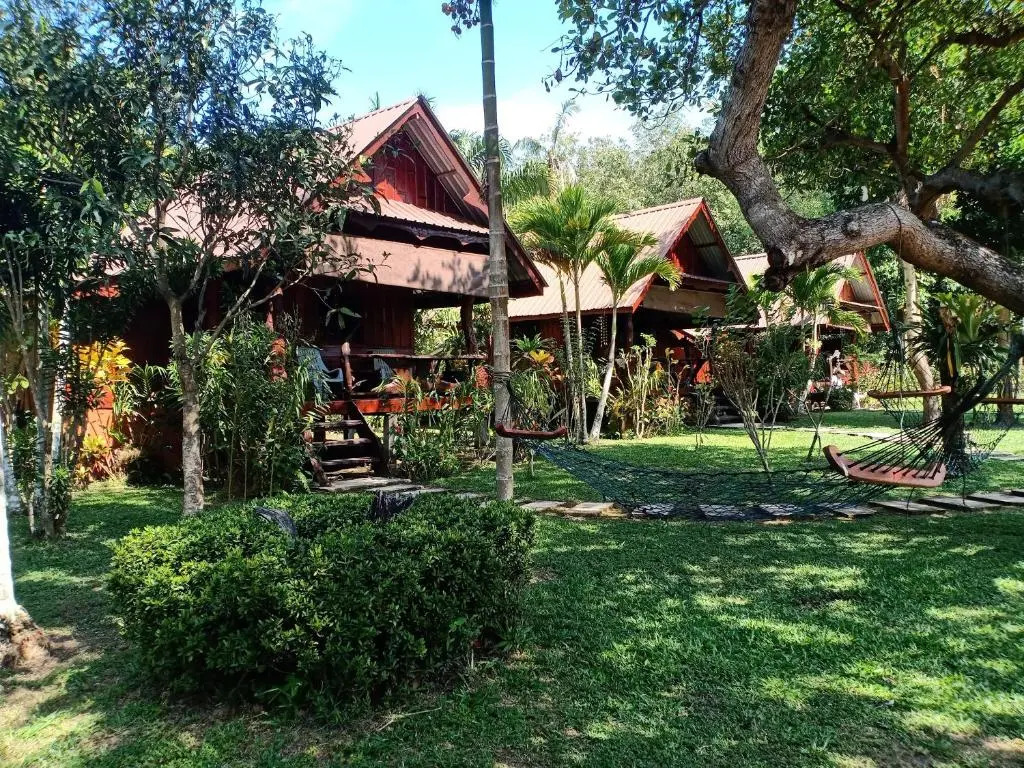 Friendly Koh Jum