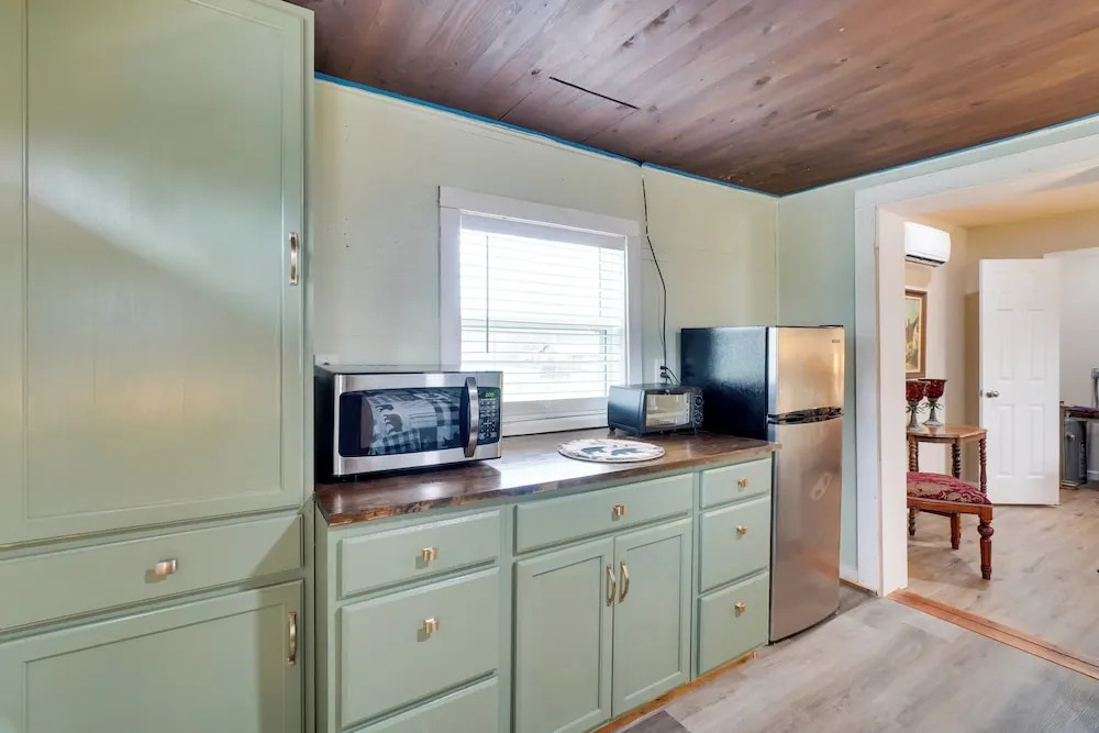 Explore Cades Cove & Smoky Mtns! Restored Cabin