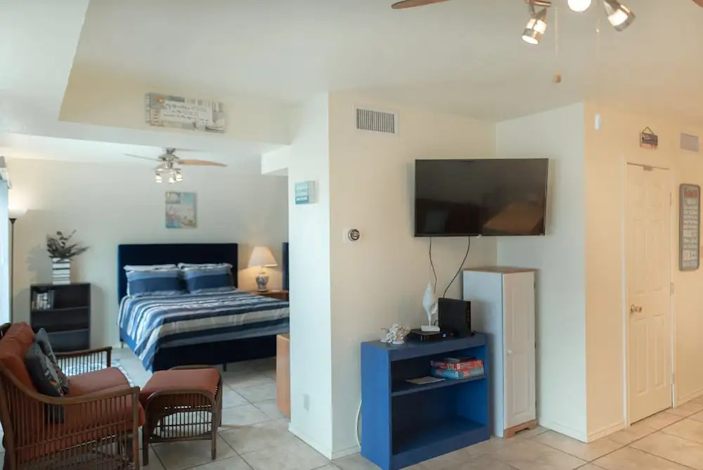 Edgewater Escape 1 Bedroom Condo