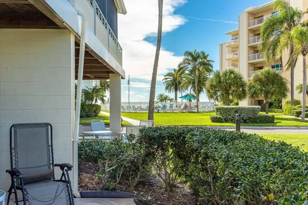 Jamaica Royale Townhome #2 - Steps From Beach