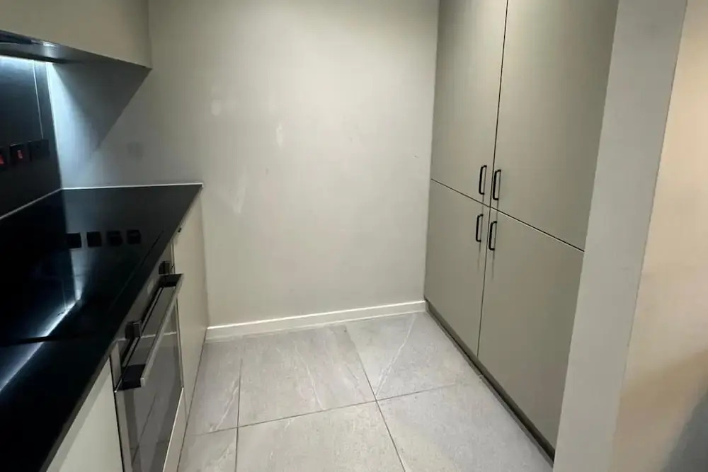 Apartment - Sleeps 4, Pets Allowed & Free Parking