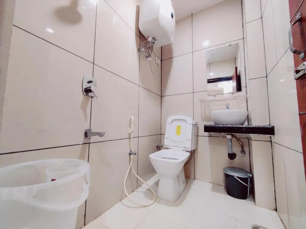 Perfectstayz Value Dwarkesh - Hotel Near Haridwar Railway station