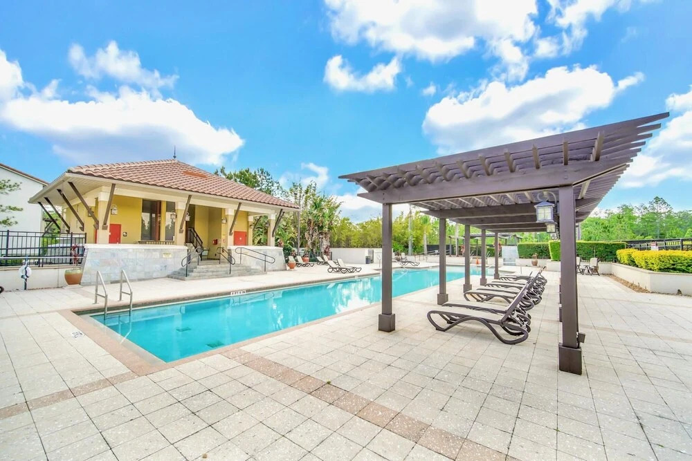 4BR Townhome in Damai Resort With Netflix