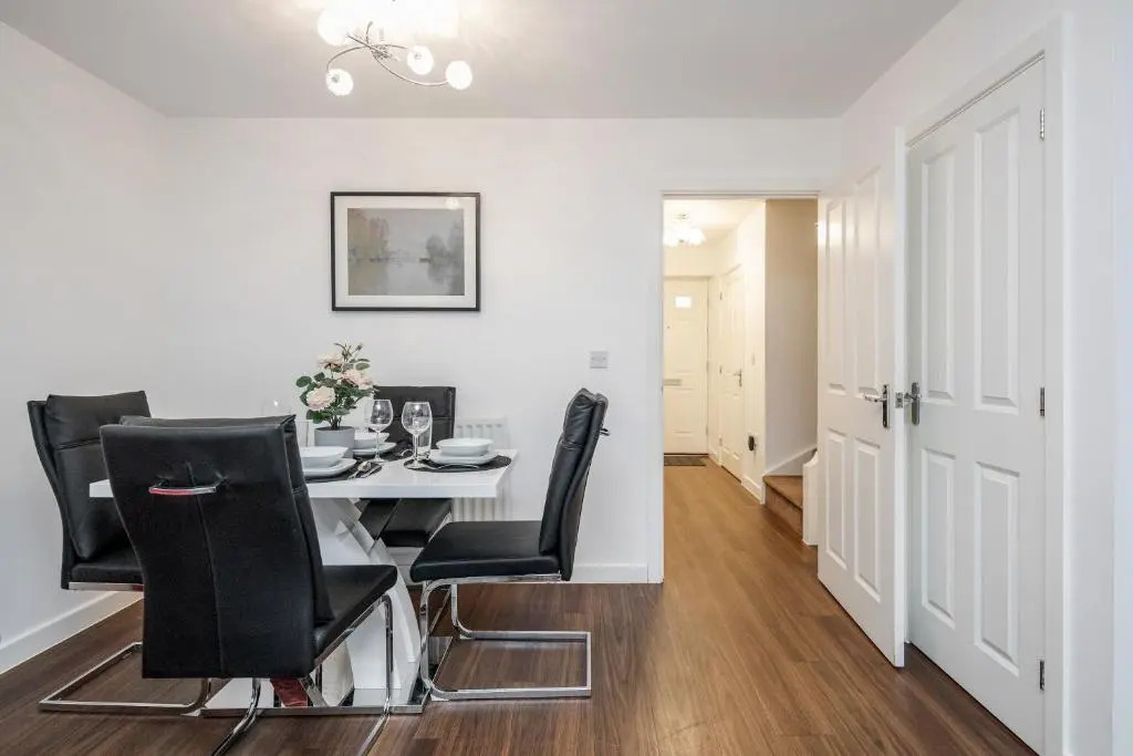 Stunning 3br House in Basildon