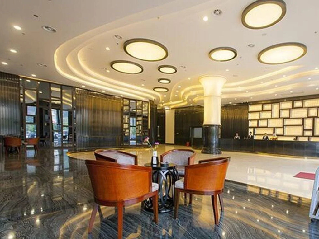 Golden Palm Hotel