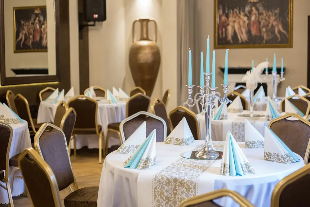 Hotel Grand Hedonist