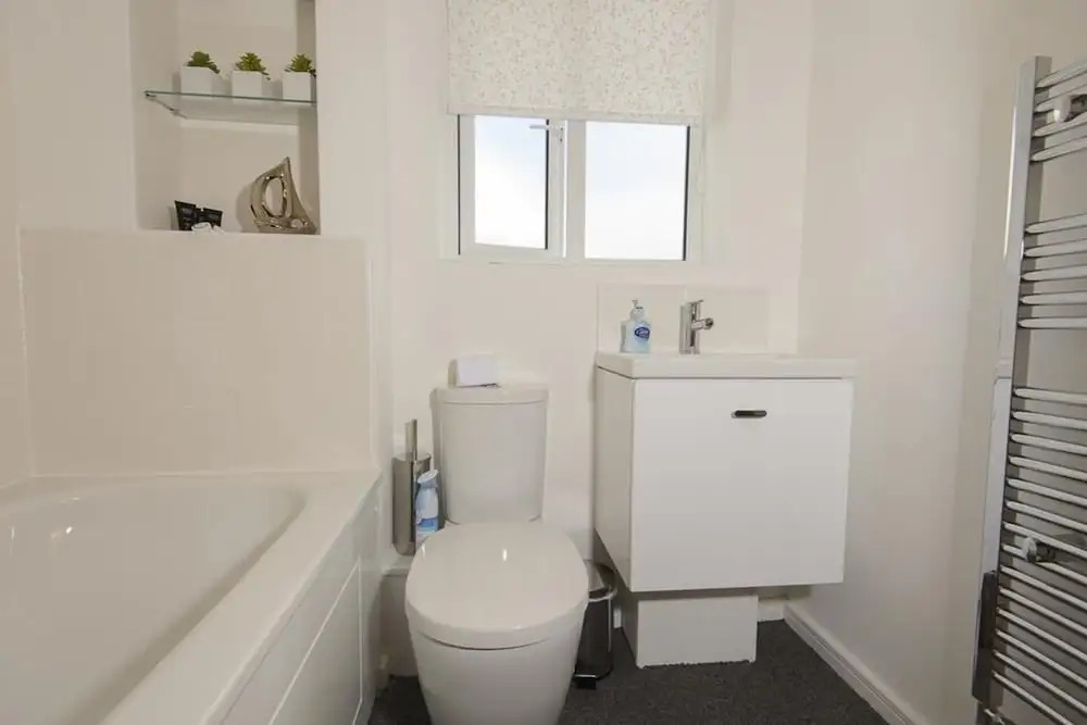 Lovely 2-bed Apartment in Salford