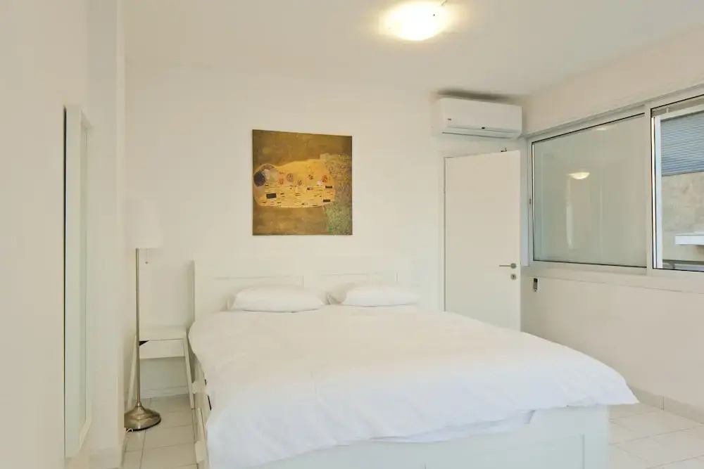 TLV Suites on the beach