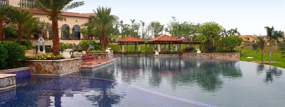 MayLand Resort