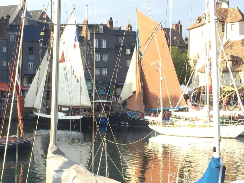 Clementines House Honfleur