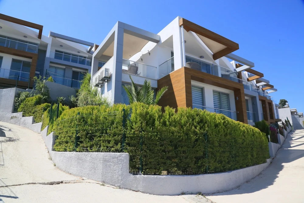 Adabuku Villas