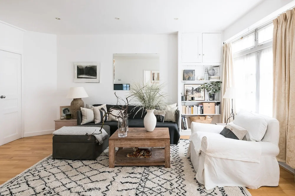 Gorgeous 2BR Mews House Next to Hyde Park