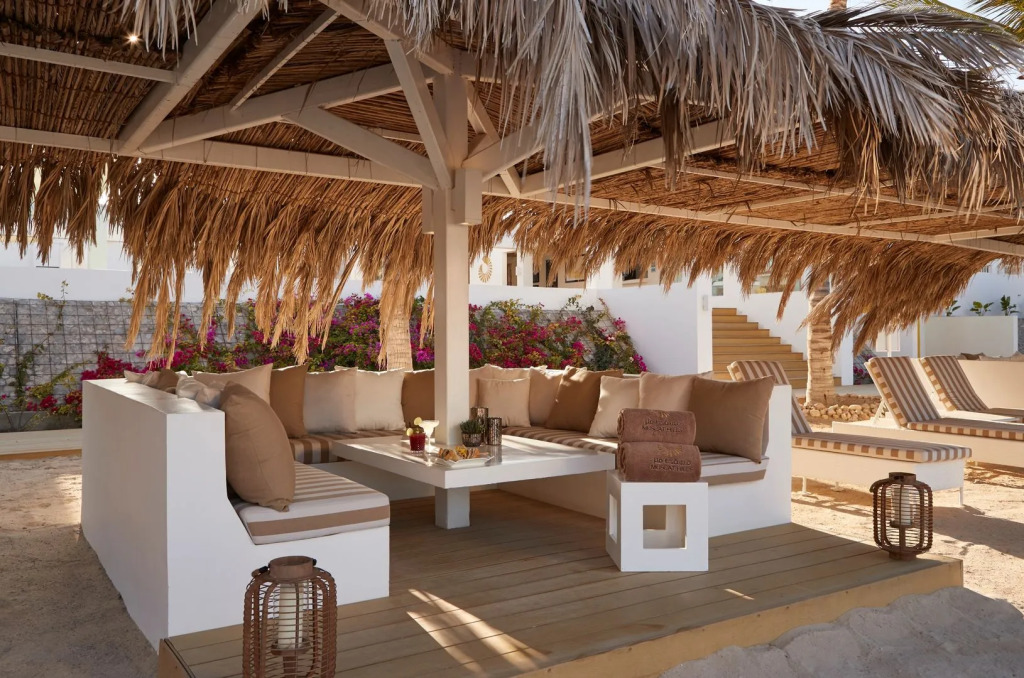 Muscat Hills Resort