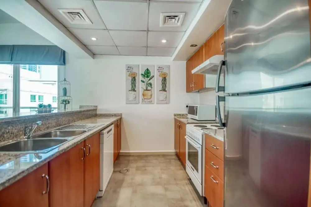 Vibrant Apartment in The Greens