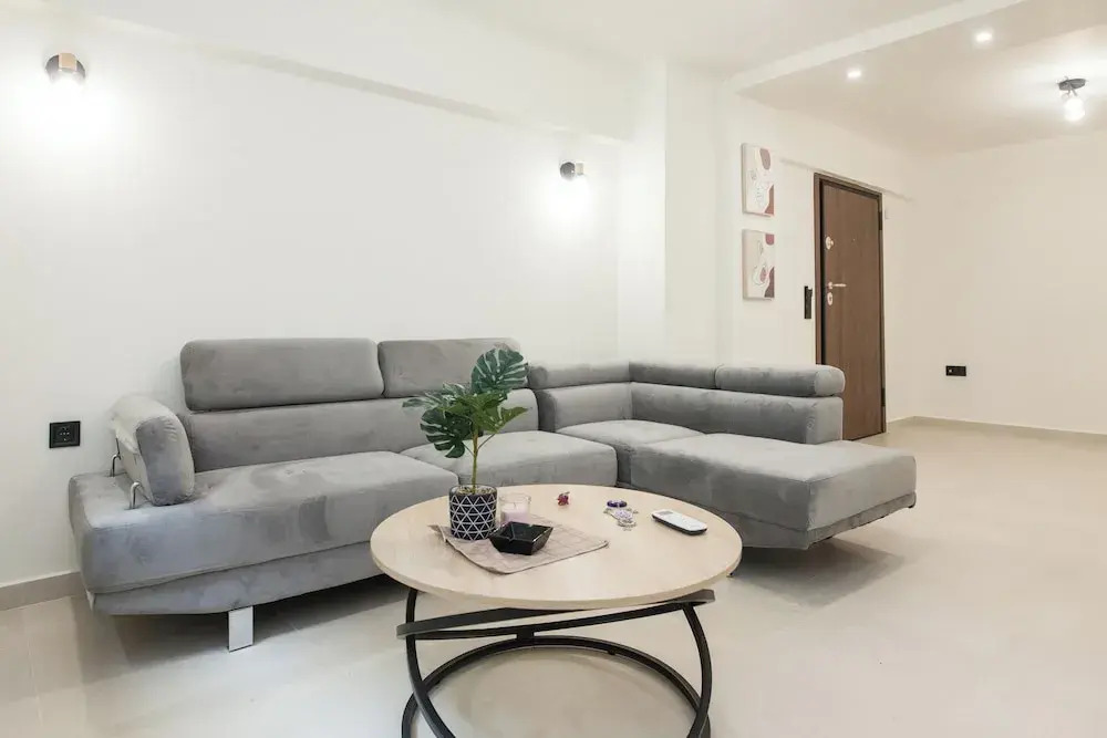 Cozy 1 Bd Getaway Apt in Lively Kipseli