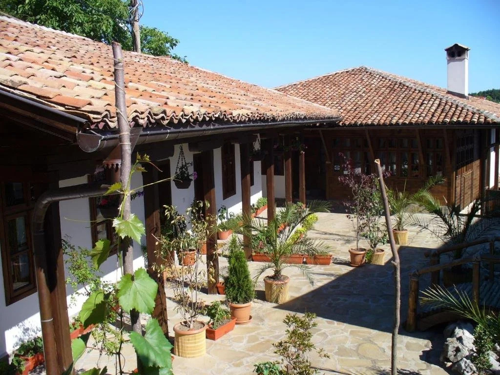 Guest Rooms Cheshmata
