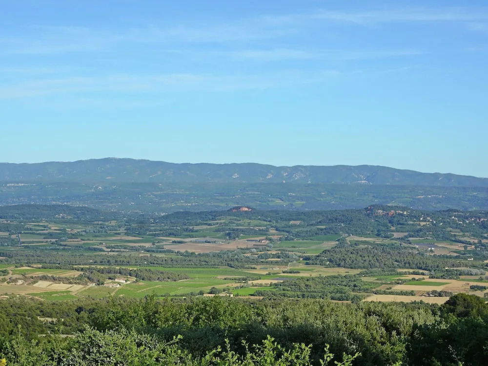Luxurious Villa With Heated, Private Pool and Panoramic Views of the Luberon