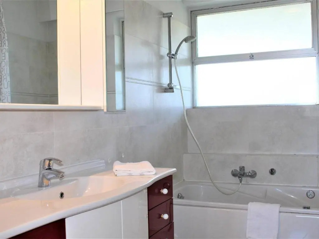 Appartement Villeneuve-Loubet, 3 pièces, 6 personnes - FR-1-252A-63