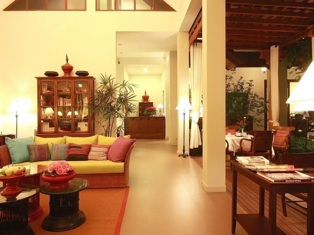 Baan Klang Wiang Boutique Hotel Chiang Mai