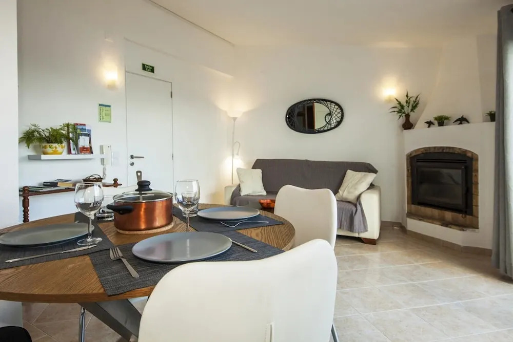 B23 - Rising Sun Apartment