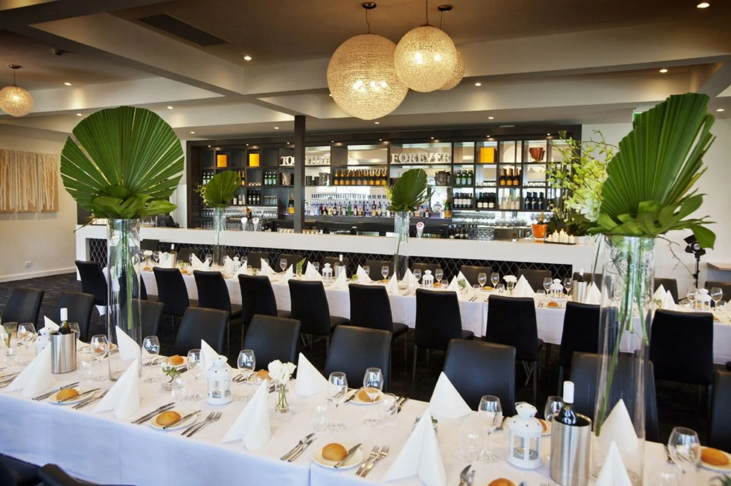 Lorne Hotel