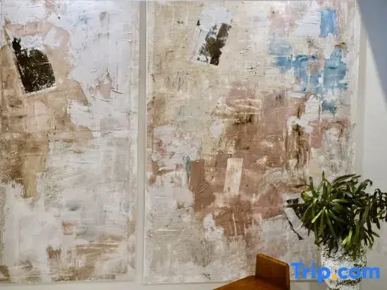 Jiujian Yixiu · Mid-Century Style Designer Boutique Stay (Linhai Yintaicheng)