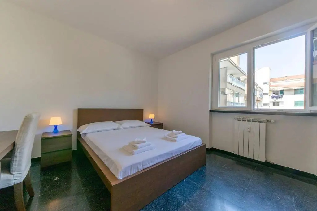 ALTIDO Apt Suitable for Families up to 8, with Parking
