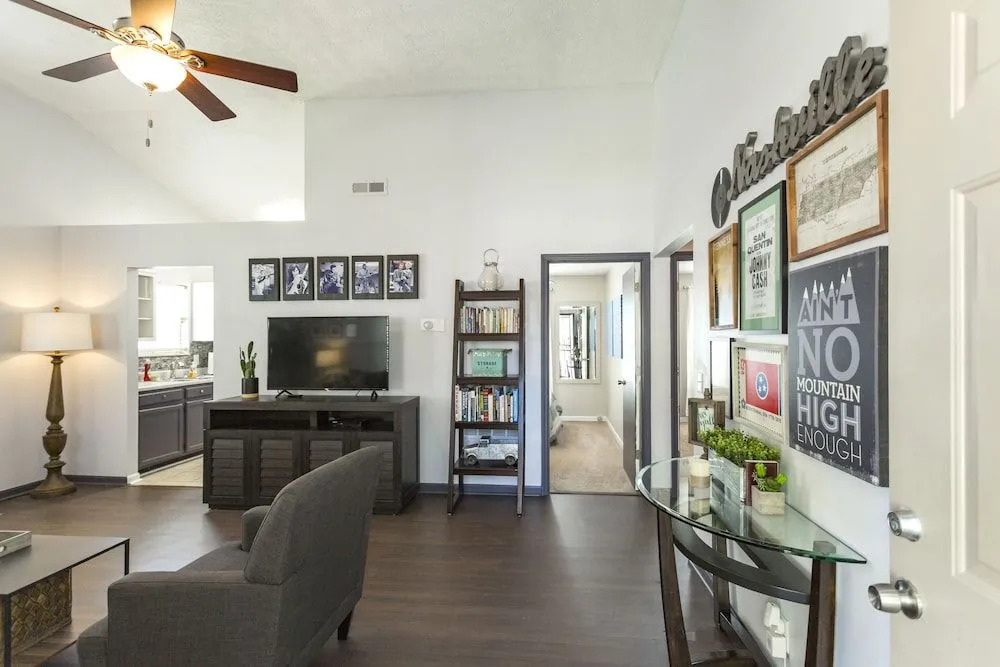 Fun Buena Vista Heights Home Close to Downtown