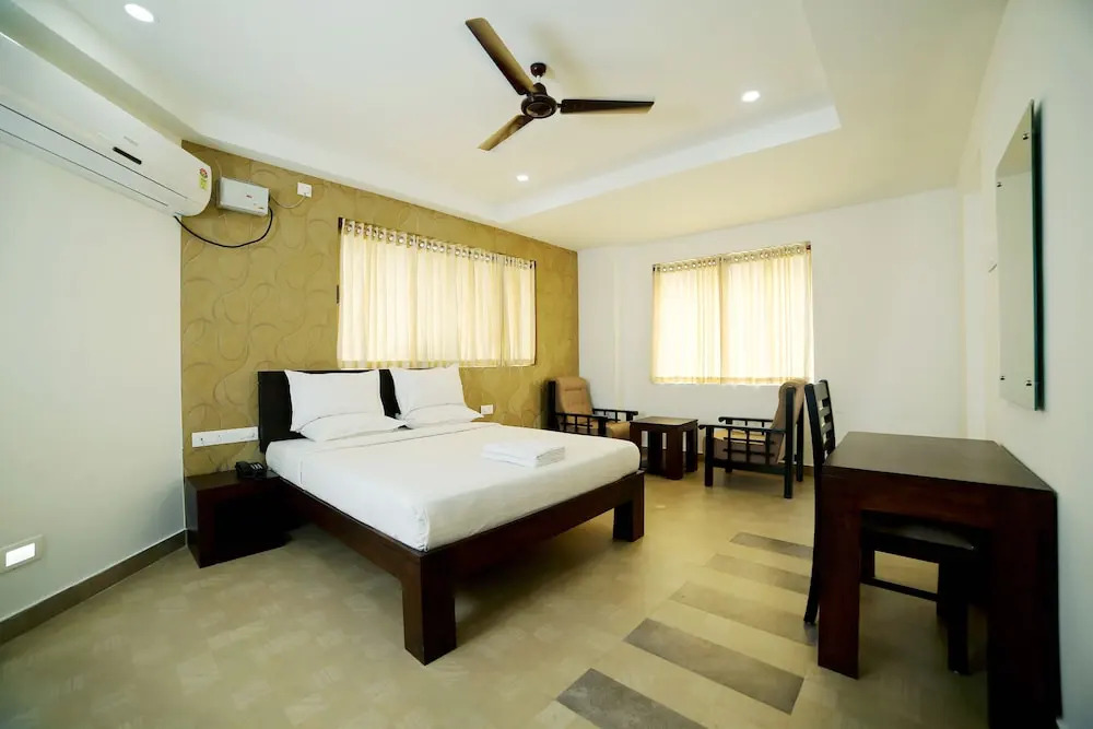 Beachway Hotel