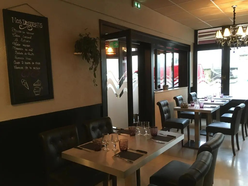 Hotel du Centre - Restaurant le Ptit Gourmet