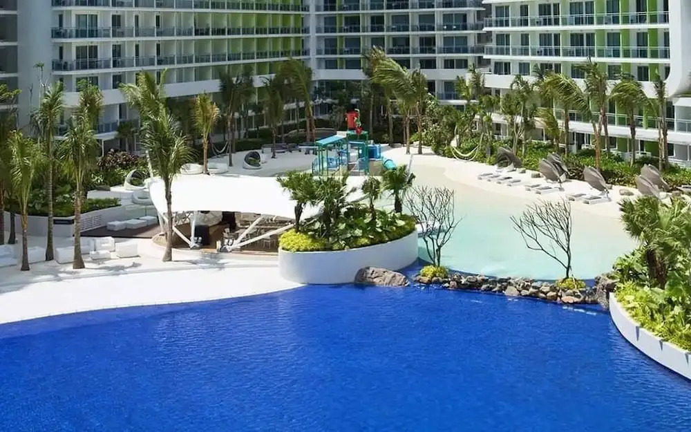 Sabrina's Crib by Azure 2 Bedroom near Airport