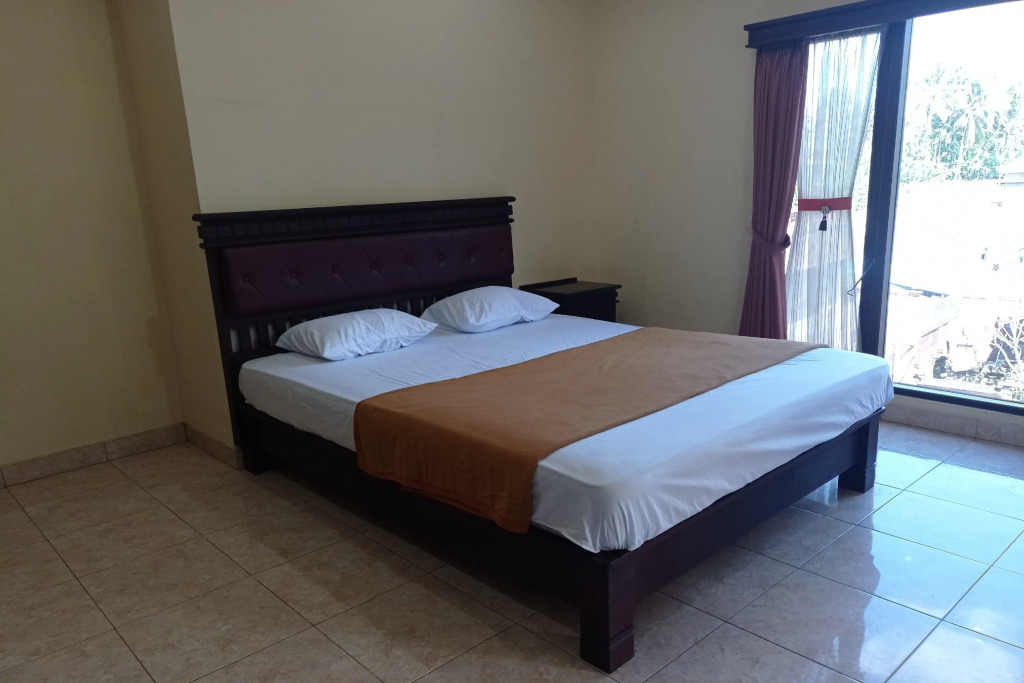 Hotel Mawar Sari Mitra RedDoorz