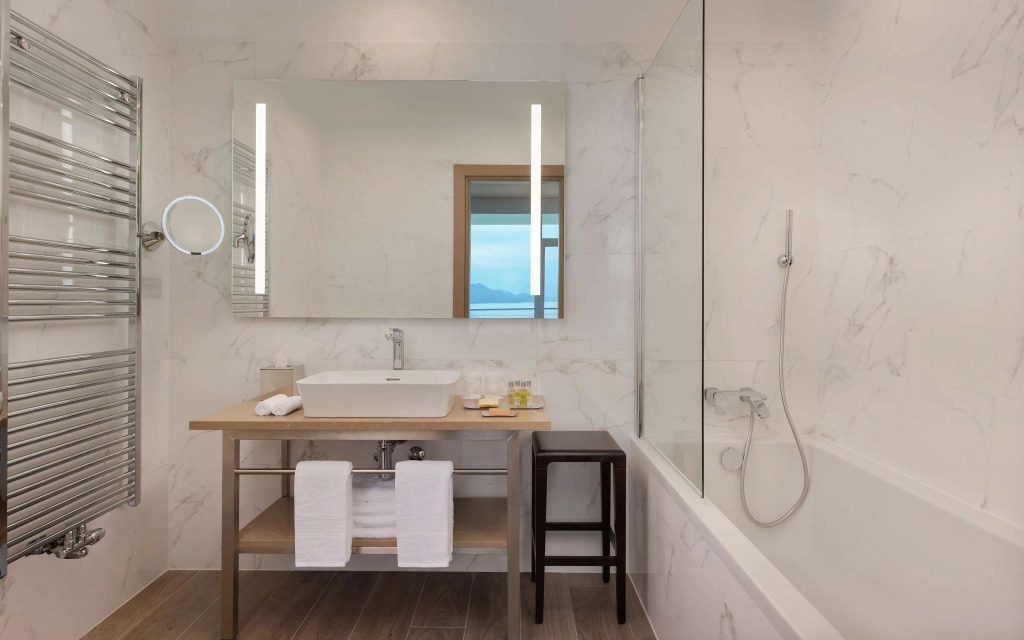 Hilton Rijeka Costabella Beach Resort And Spa