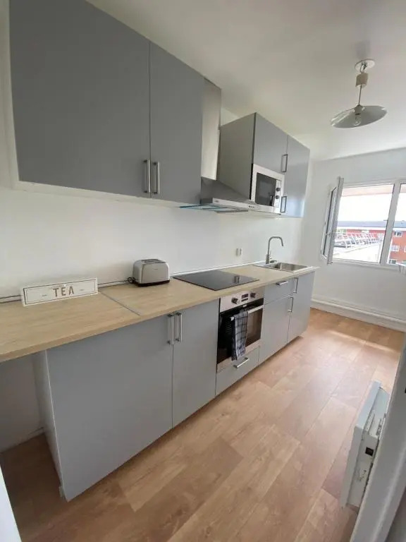Bel Appartement 59m2 terrasse / wifi / netflix