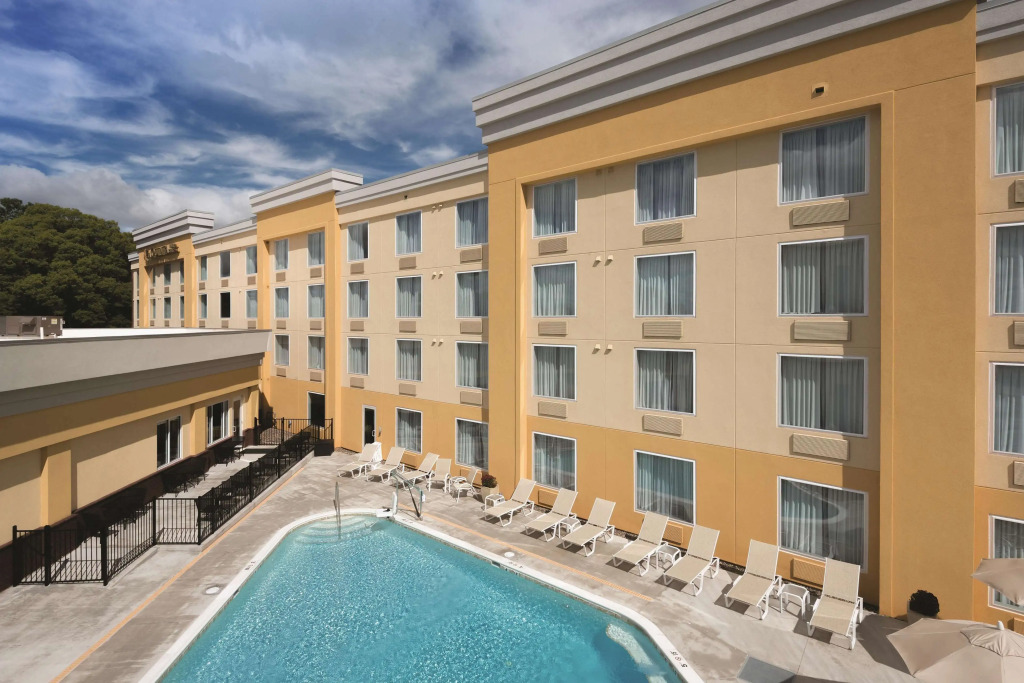 La Quinta by Wyndham Lynchburg at Liberty Univ