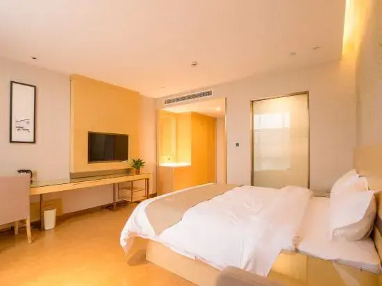 GreenTree Zhixuan Hotel (Hefei Binhu Sunac Paradise High-speed Times Square Branch)