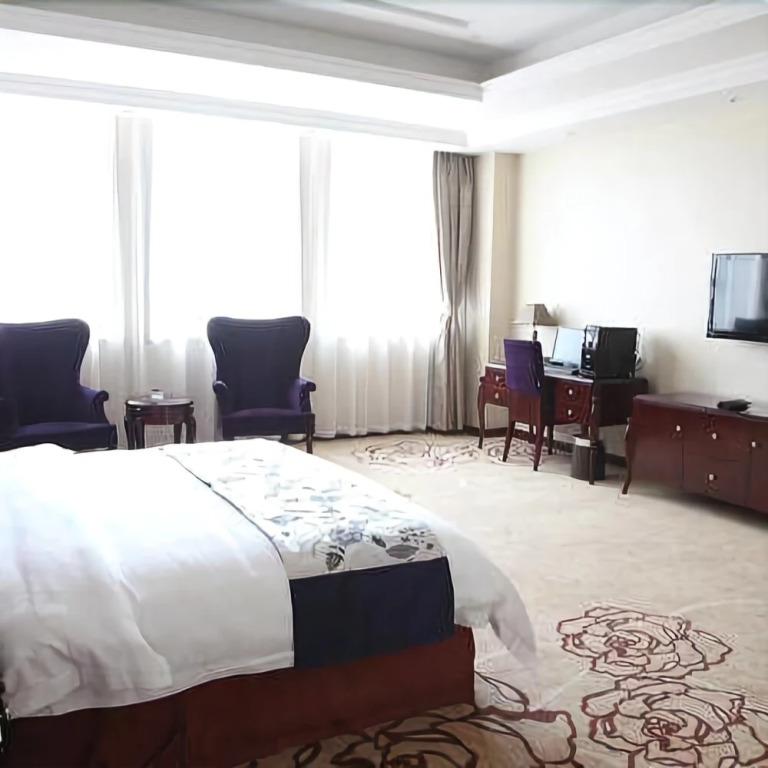 Gongyi Huayu International Hotel