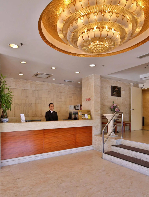 OYO 597 Winner Hotel