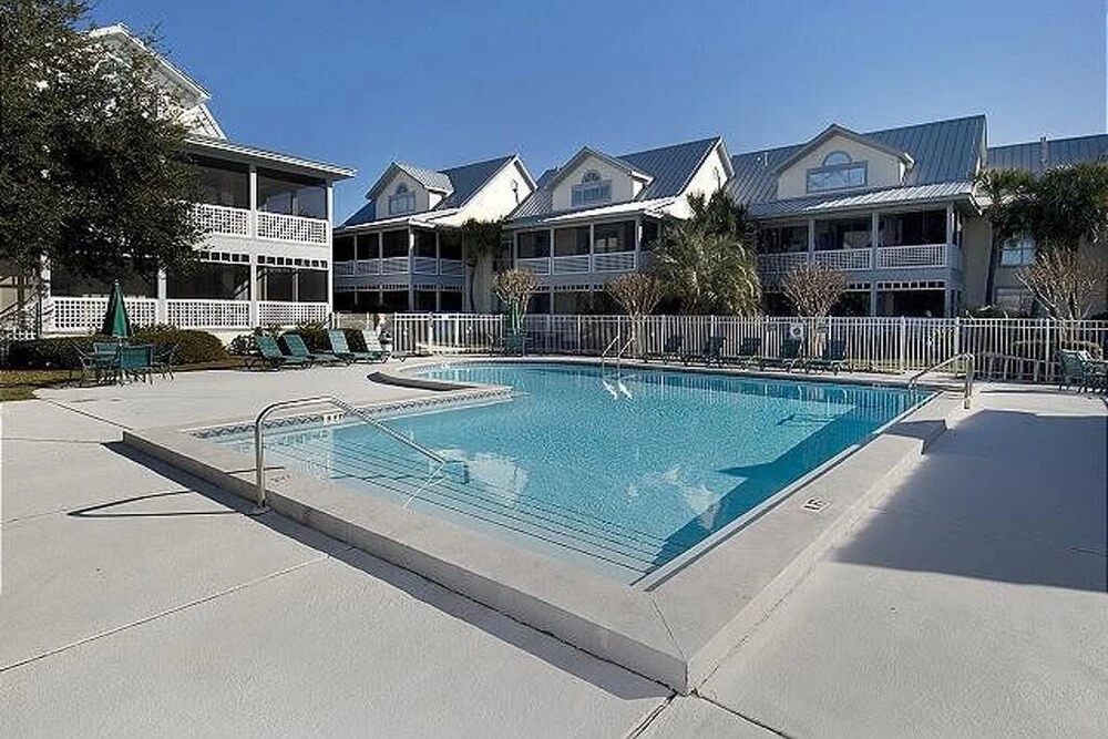 GulfSide 0403 by RedAwning