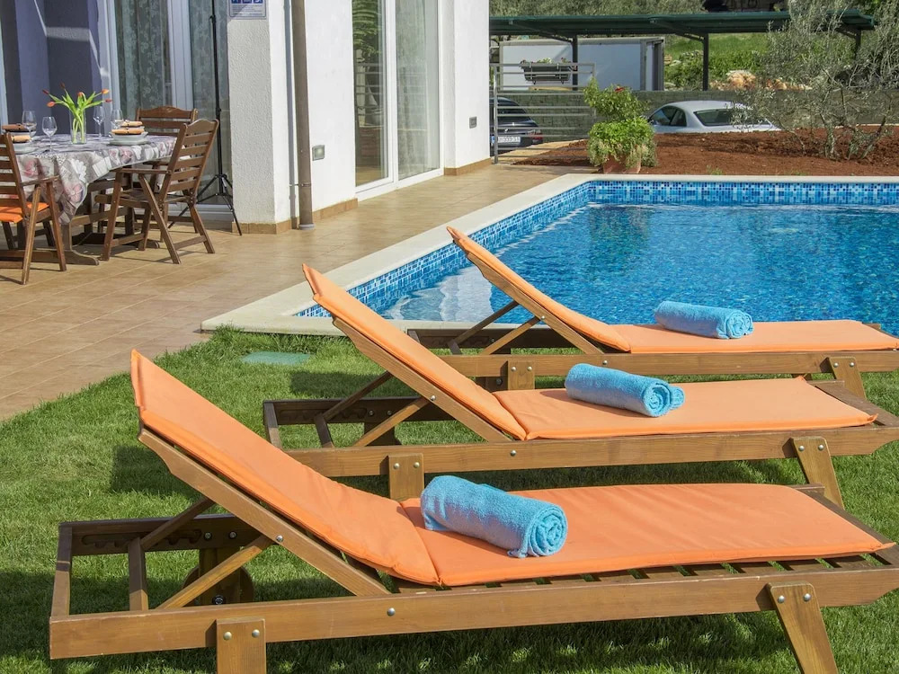 Wonderful, Modern Villa With Pool, Whirlpool and Garden, Near Rovinj
