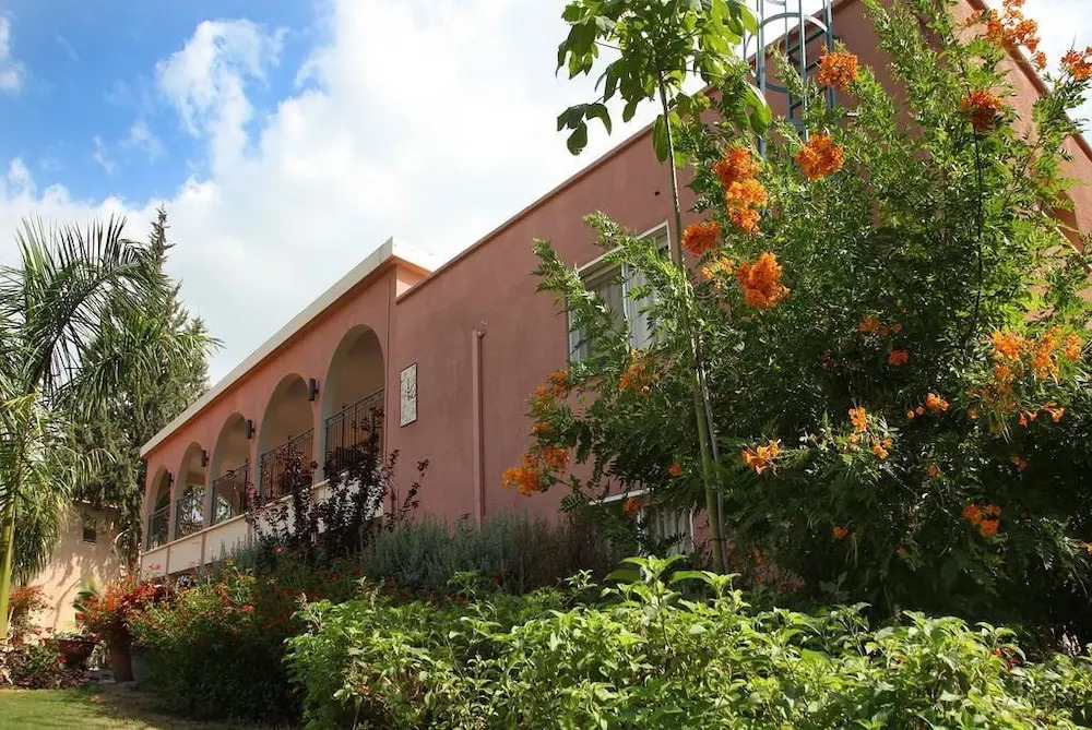 El Mul Golan Kibbutz Country Lodging