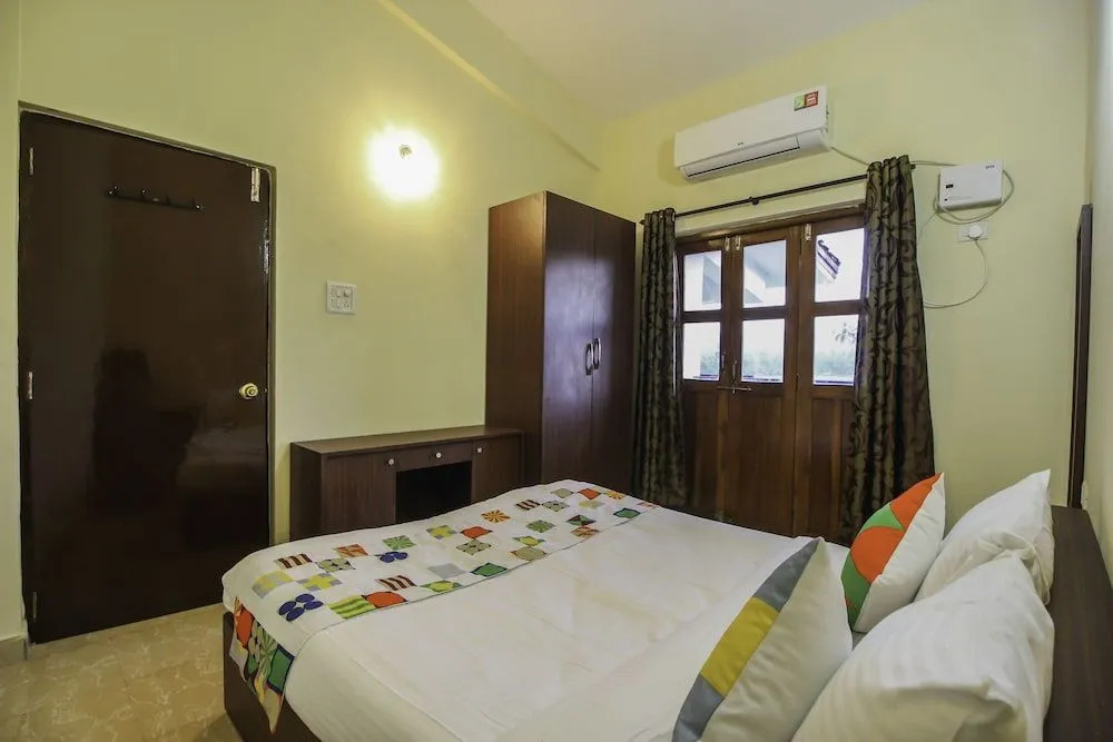 OYO 10917 Home Breezy 2BHK Near Calangute