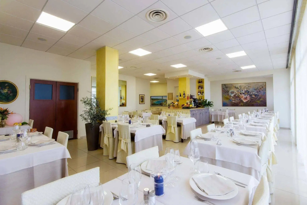 Piccolo Hotel