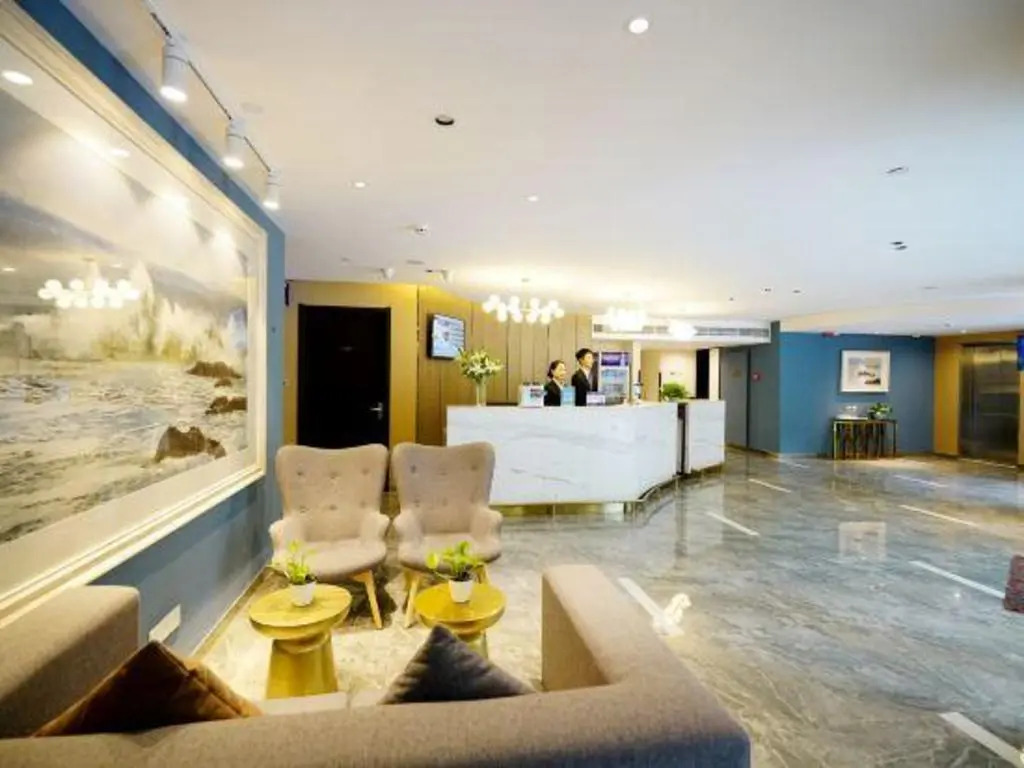Ibis Qingdao Donghai