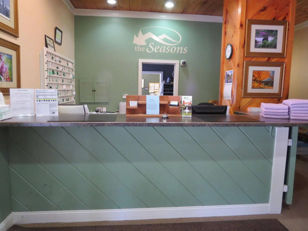 The Seasons Resort